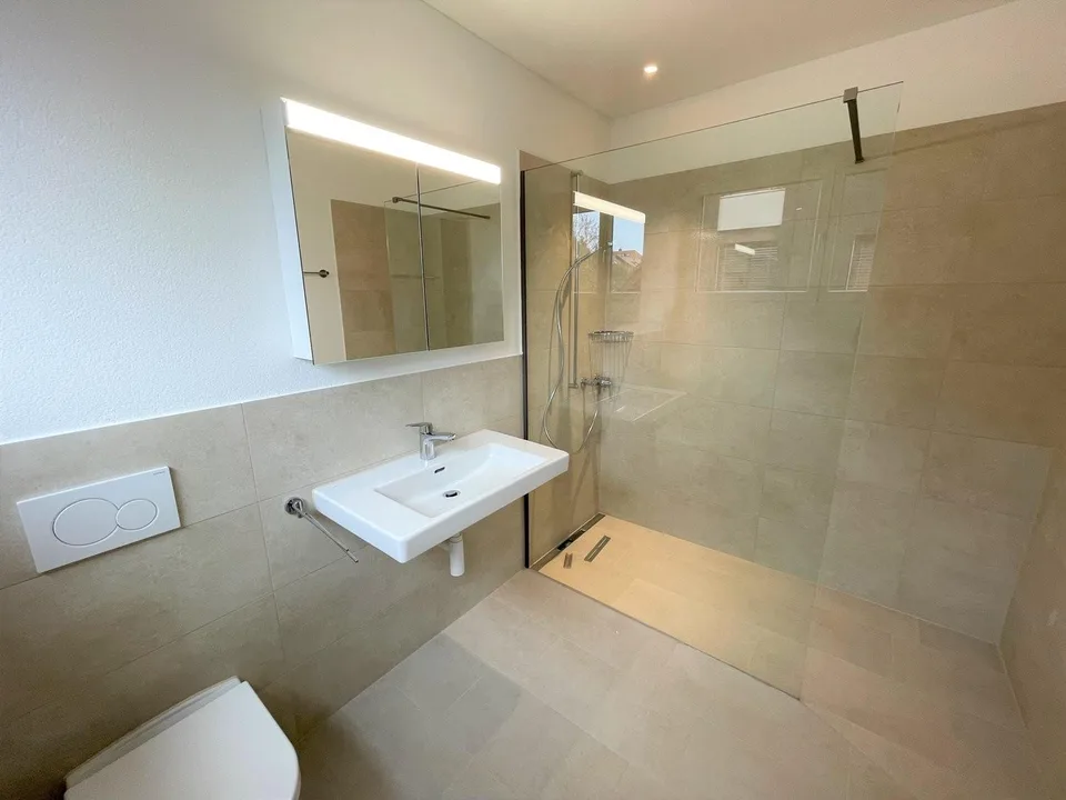 Moderne 2.5 Zimmer Wohnung in Lengnau