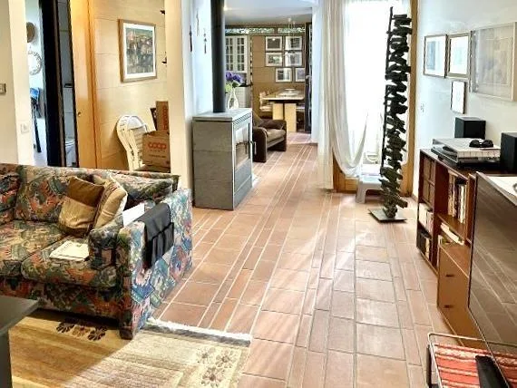 5 1/2-Zimmer-Haus mit grossem Umschwung an sehr ruhiger, Lage / cas... – Foto 3 von 30