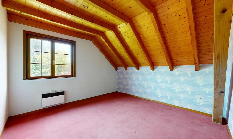 4,5-Zimmer-Einfamilienhaus, Doppelgarage und großes Grundstück – Foto 7 von 11