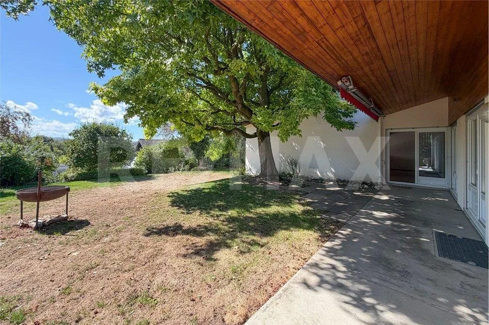 Une maison avec une vue panoramique Bungalow avec appartement annexe à Möhlin à vendre – photo 7 sur 13