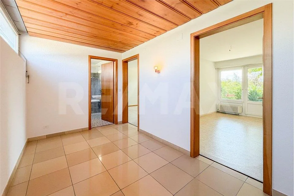 Une maison avec une vue panoramique Bungalow avec appartement annexe à Möhlin à vendre – photo 8 sur 13