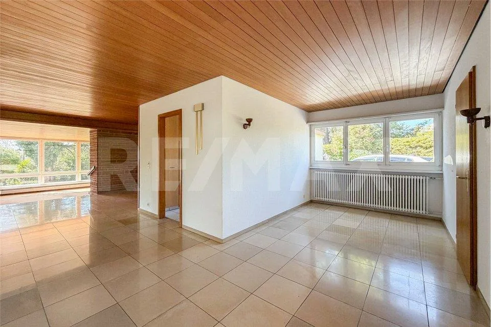 Une maison avec une vue panoramique Bungalow avec appartement annexe à Möhlin à vendre – photo 4 sur 13