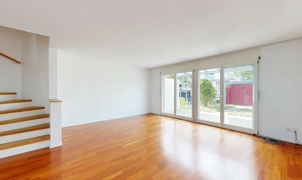 Maison de ville de 5,5 pièces à Allschwil - Vivre entre ville et nature – photo 4 sur 11