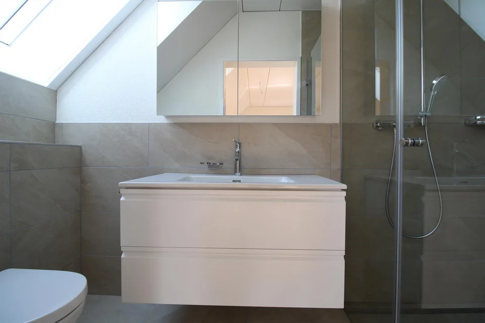 Exklusive 4.5 Zimmer-Dachwohnung mit offener Galerie und gross