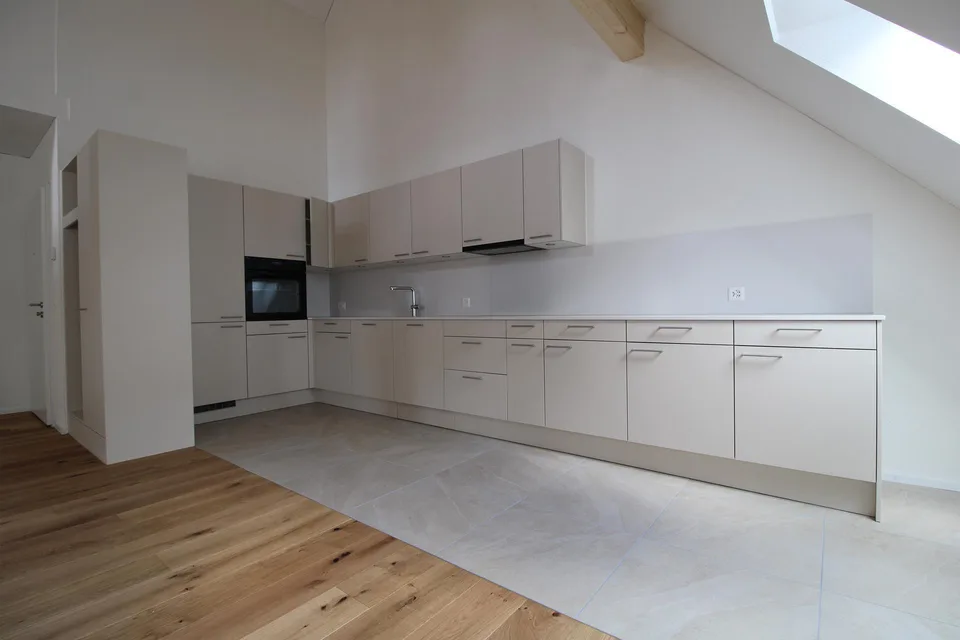 Exklusive 4.5 Zimmer-Dachwohnung mit offener Galerie und gross