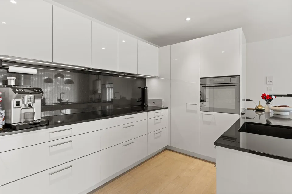 Appartement moderne de 3,5 pièces au rez-de-chaussée à Arbon – disponible immédiatement !