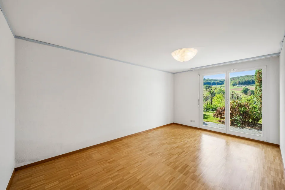 Ruhig gelegen, weit oben: Einfamilienhaus mit Panoramablick – Foto 11 von 15