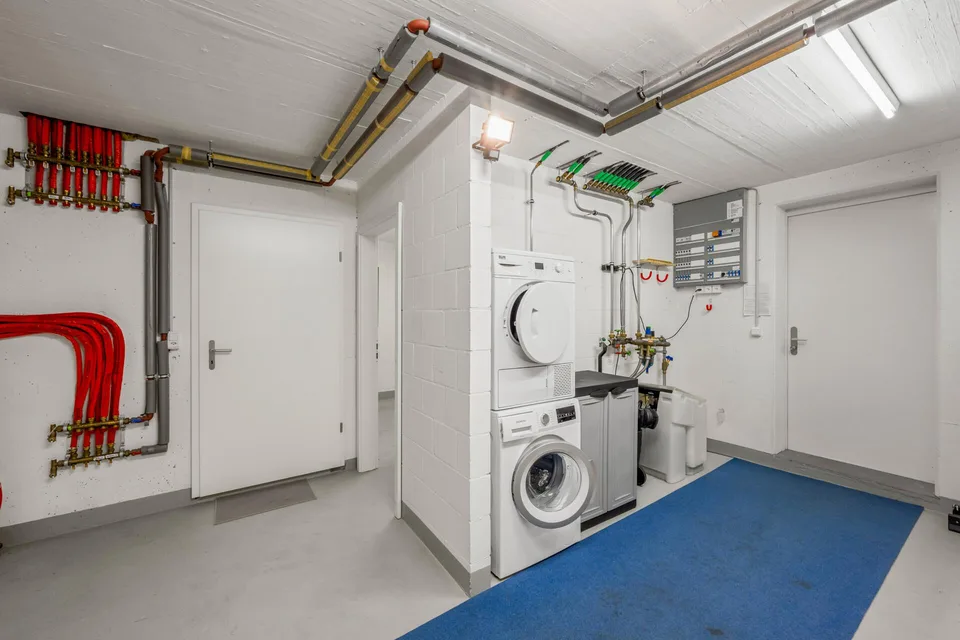 Ruhig gelegen, weit oben: Einfamilienhaus mit Panoramablick – Foto 15 von 15