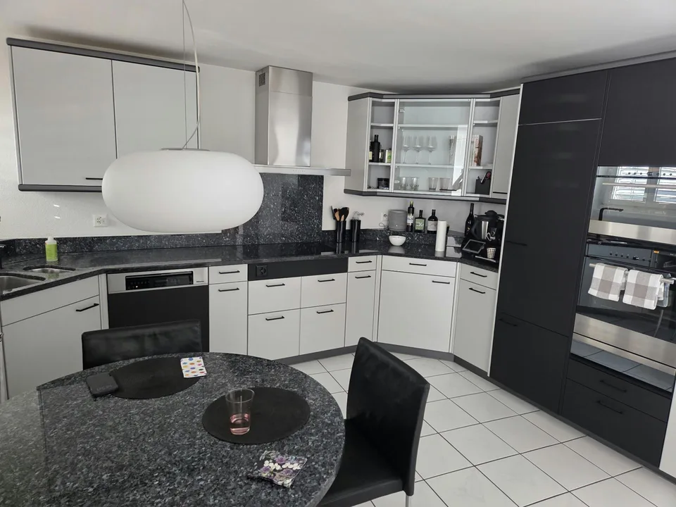 Grosszügige 5.5 Zimmerwohnung mitten in Stans