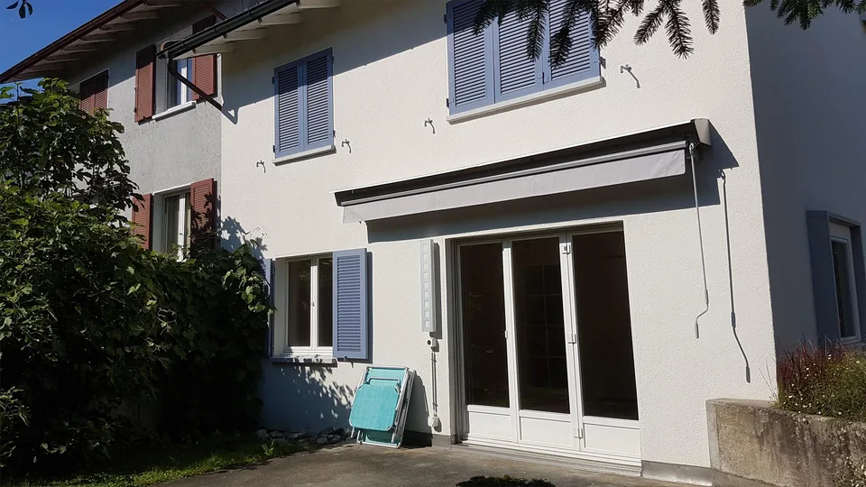 Gemütliche Doppelhaus-Hälfte in friedlichem Quartier
