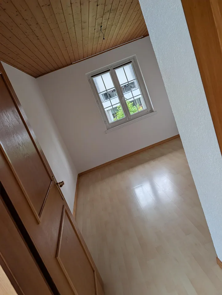 Nachmieter gesucht, 7 Zimmer-Haus