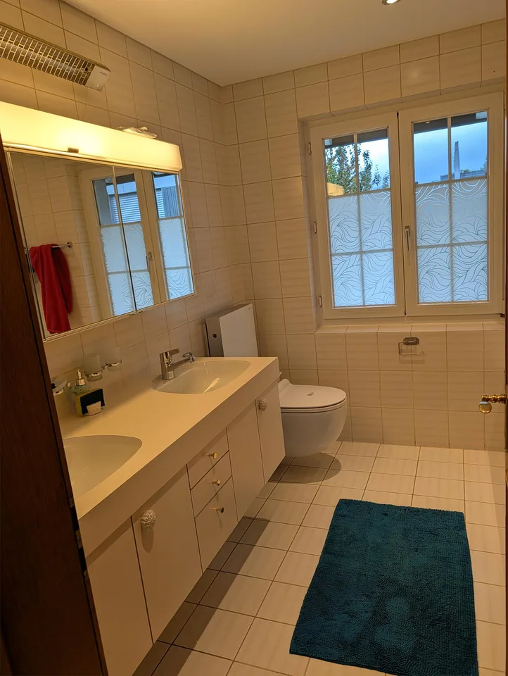 Nachmieter gesucht, 7 Zimmer-Haus