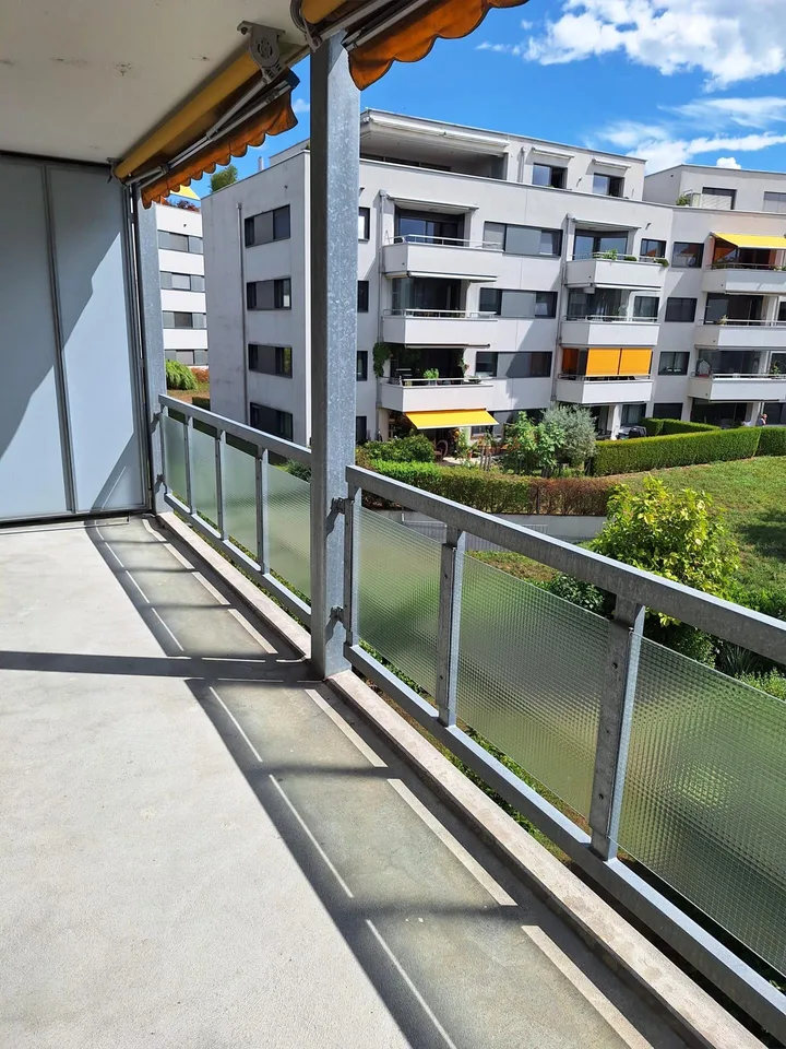 Helle 2.5-Zi-Wohnung in Cham per 1.10.26