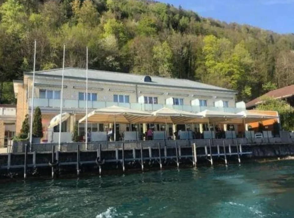 Nachmieter gesucht ab 01.11.2026 – möbliertes Zimmer direkt am See