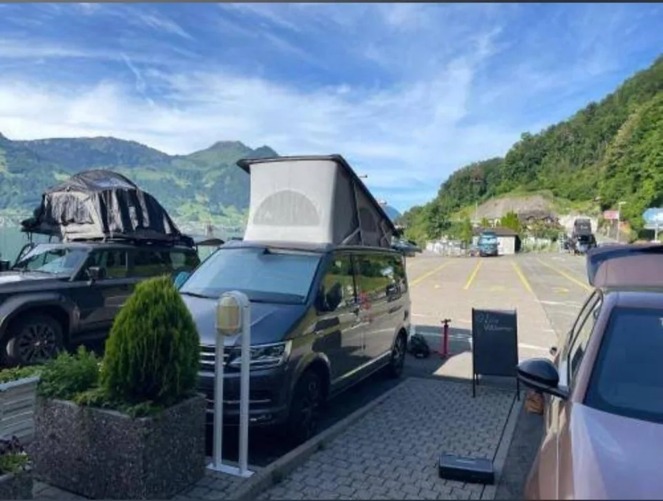Nachmieter gesucht ab 01.11.2026 – möbliertes Zimmer direkt am See