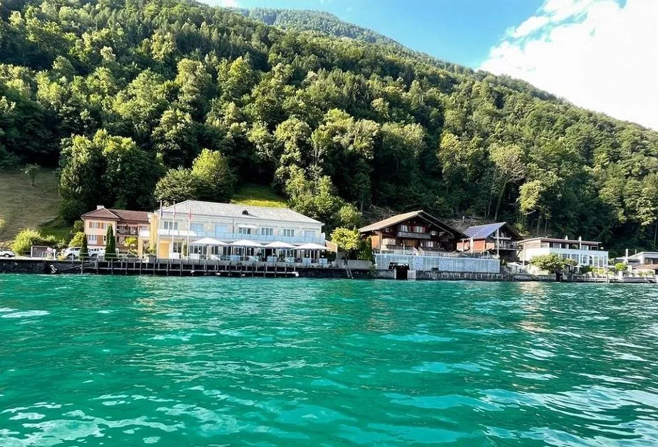 Nachmieter gesucht ab 01.11.2026 – möbliertes Zimmer direkt am See