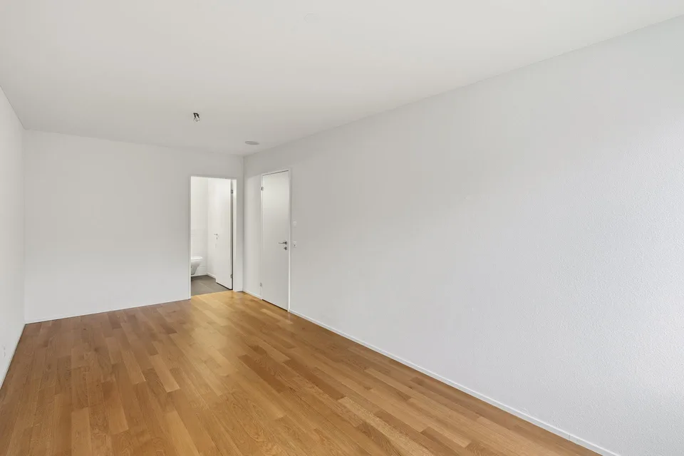 Grosse, Neuwertige Wohnung