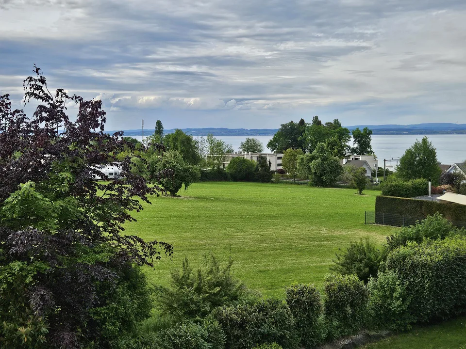 Exklusives, modernes Wohnen mit Seeblick, Erstvermietung, Hausteil