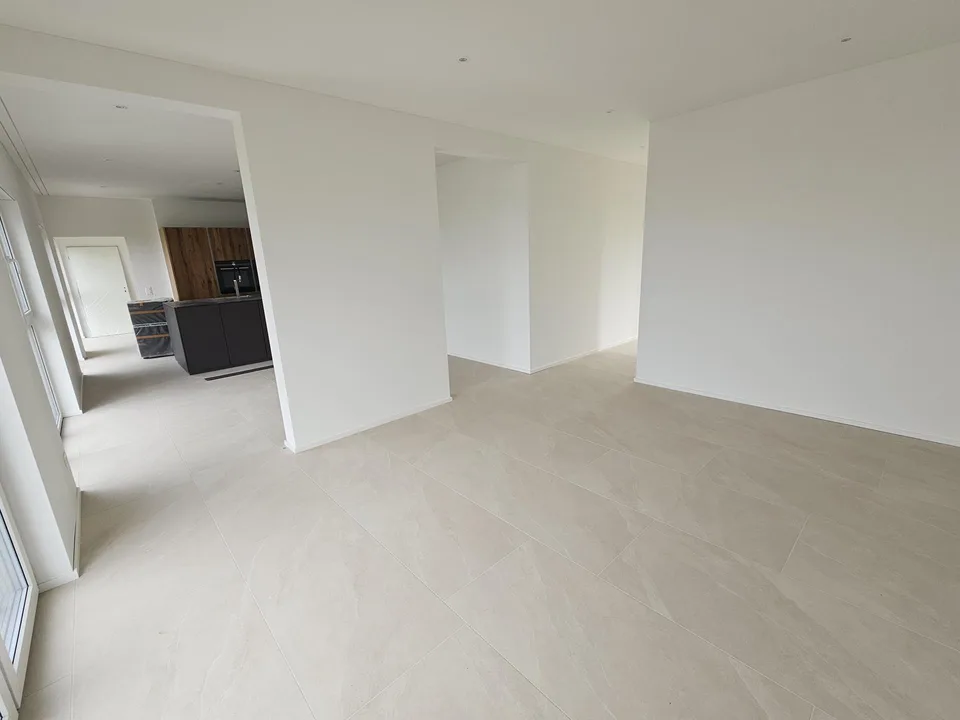 Exklusives, modernes Wohnen mit Seeblick, Erstvermietung, Hausteil