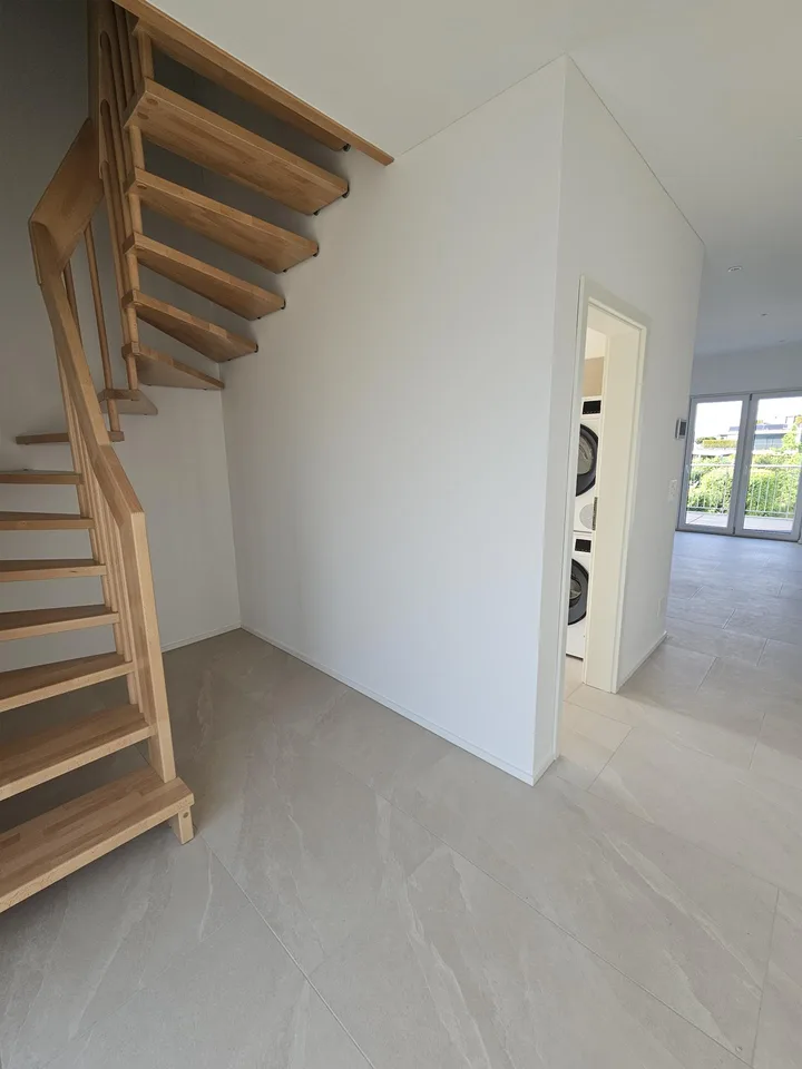 Exklusives, modernes Wohnen mit Seeblick, Erstvermietung, Hausteil