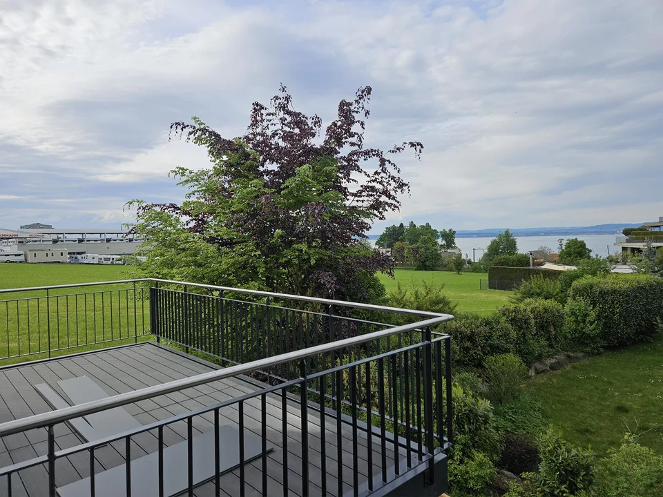 Exklusives, modernes Wohnen mit Seeblick, Erstvermietung, Hausteil