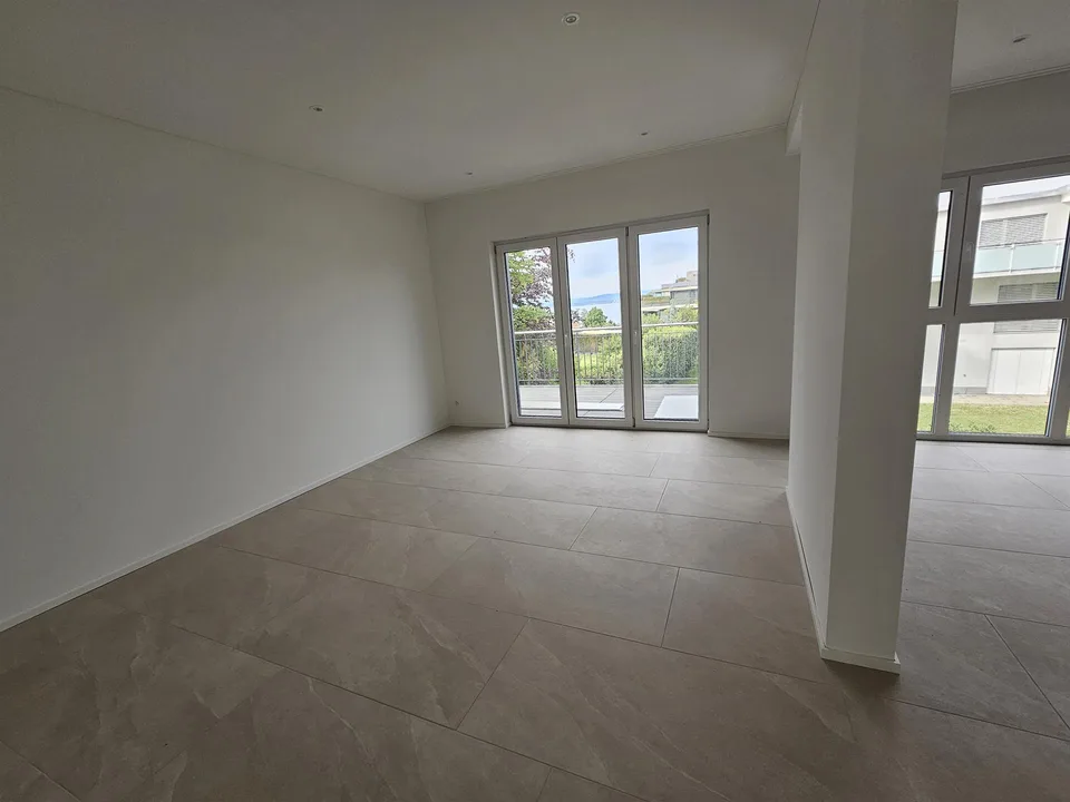 Exklusives, modernes Wohnen mit Seeblick, Erstvermietung, Hausteil