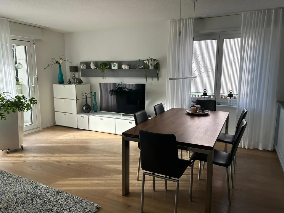 Grosse 4.5-Zimmerwohnung im herzen von Nidau