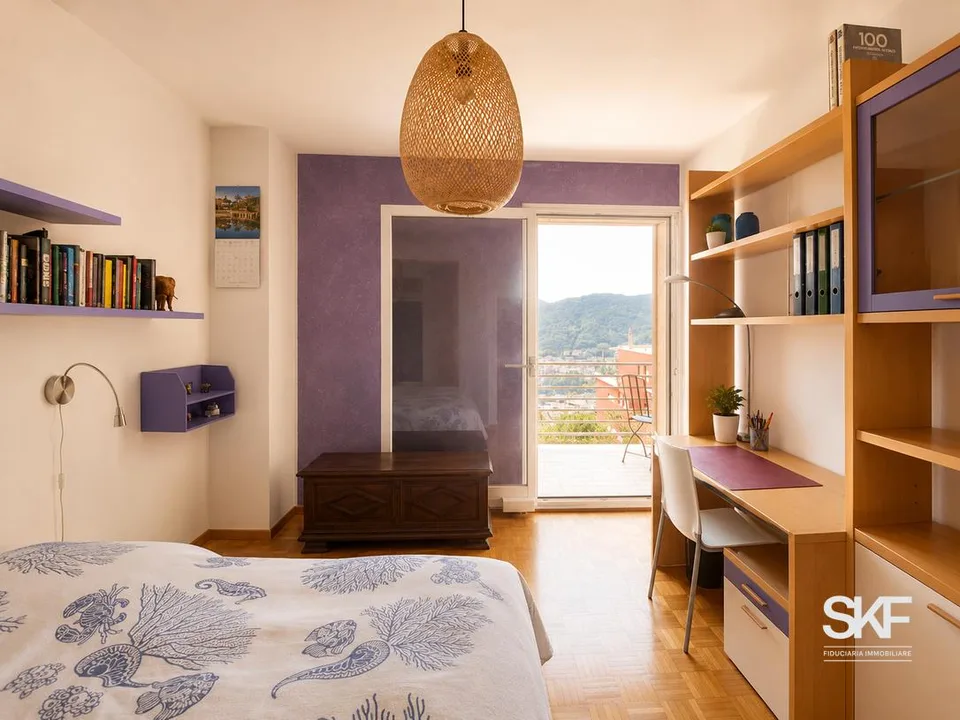 VACALLO - HELLLE LUXURIÖSE IMMOBILIE MIT PRIVATGARTEN ZUM VERKAUF – Foto 10 von 20