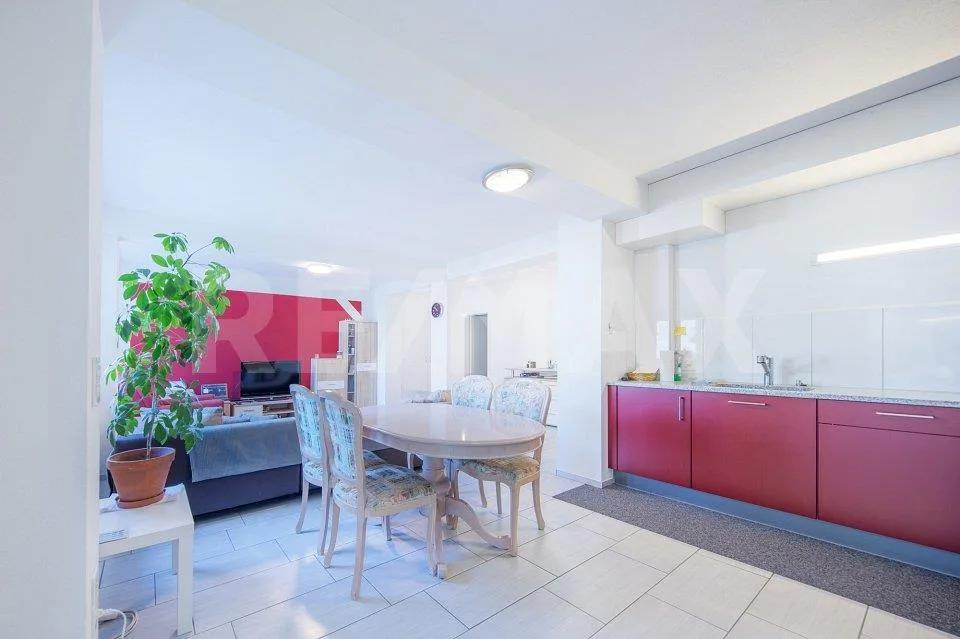 Attraktive, gepflegte 2.5-Zimmer-Wohnung an ruhiger Lage nahe Dorfk... – foto 6 di 15