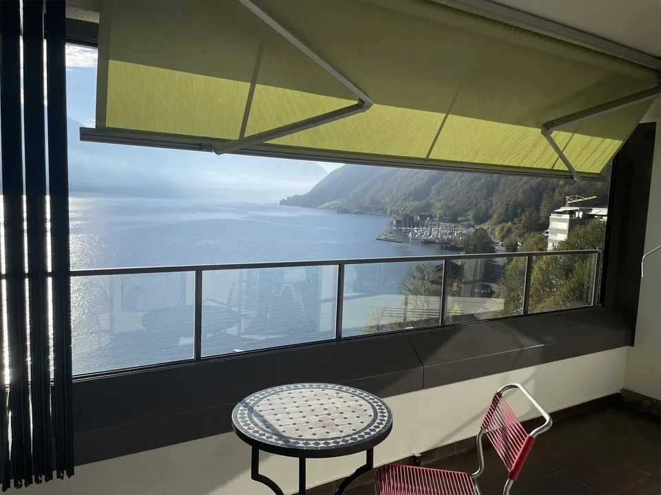 Moderne 3.5 Zimmer-Wohnung mit Seesicht