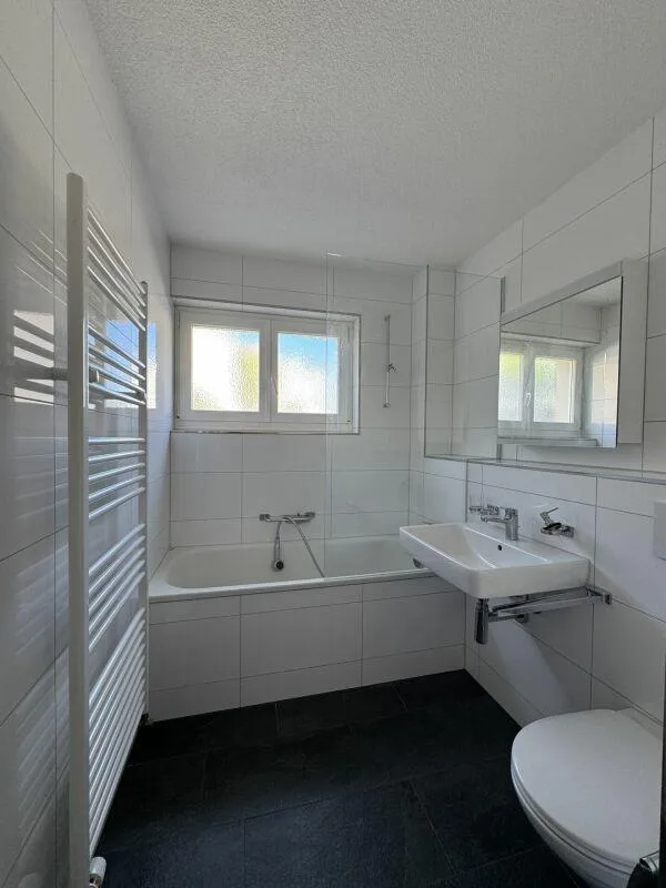 Charmante 4.5-Zimmer-Wohnung im EG – Foto 6 von 8