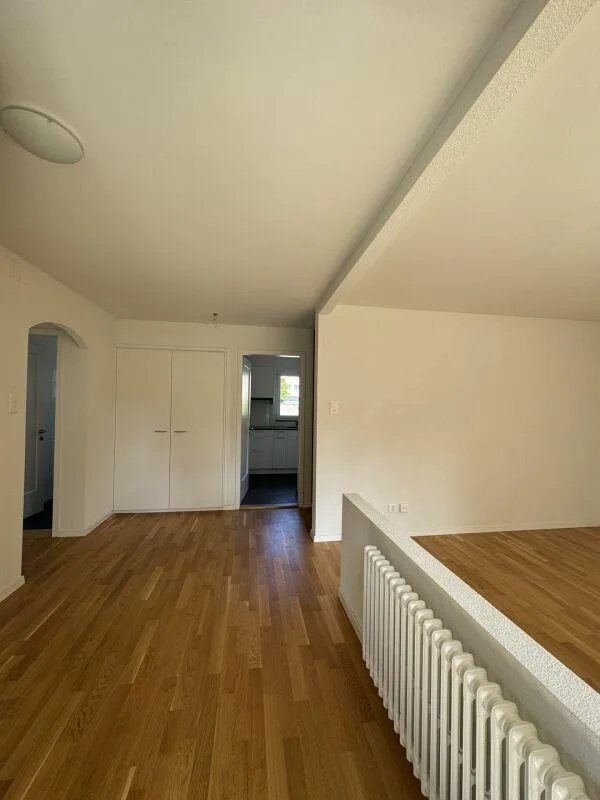 Charmante 4.5-Zimmer-Wohnung im EG – Foto 3 von 8