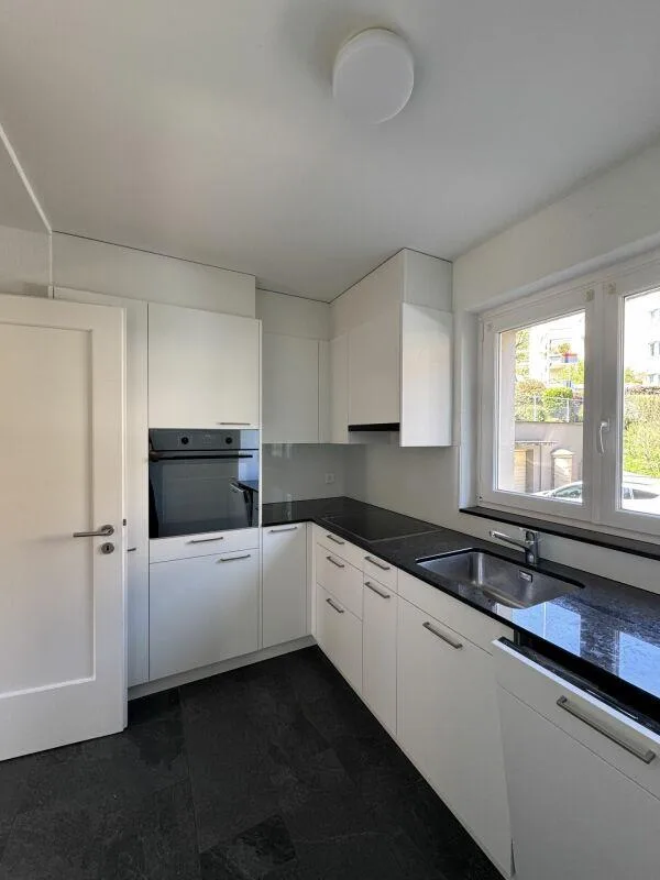 Charmante 4.5-Zimmer-Wohnung im EG – Foto 4 von 8