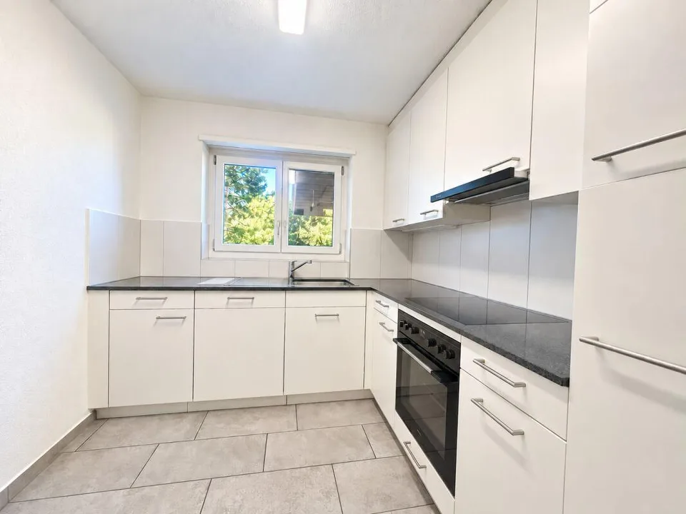 Moderne Wohnung mit grosszügigem Sitzplatz