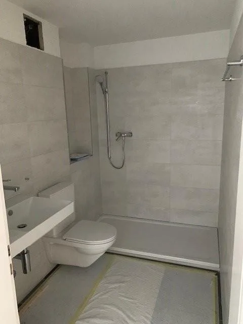 Helle 4-Zimmerwohnung im 2. OG mit Balkon – Foto 12 von 12