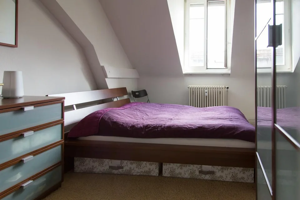 originelle Dachwohnung mit Galerie – Foto 6 von 10