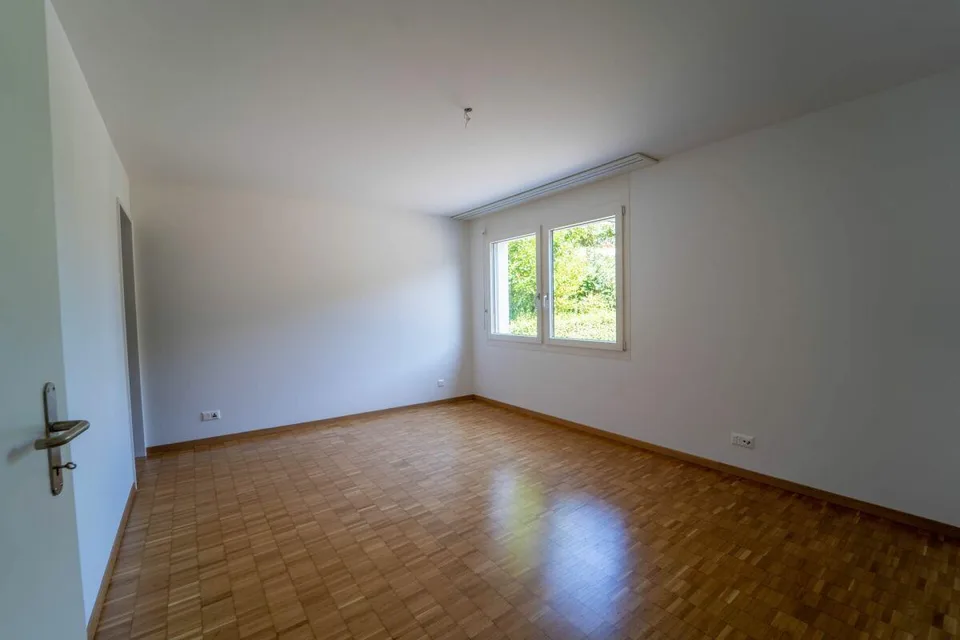Grosszügige 3.5-Zimmer-Gartenwohnung mit modernem Wohnkomfort