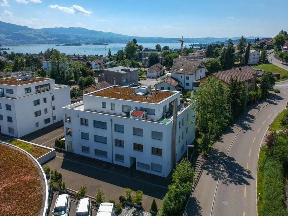 Grosszügige 3.5-Zimmer-Gartenwohnung mit modernem Wohnkomfort
