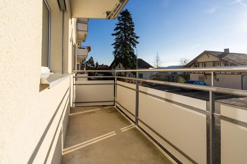 Schöne Wohnung an sonniger und ruhiger Lage