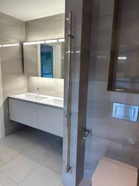 Traumhafte 2.5 Dachwohnung mit grosser Terrasse und Garten