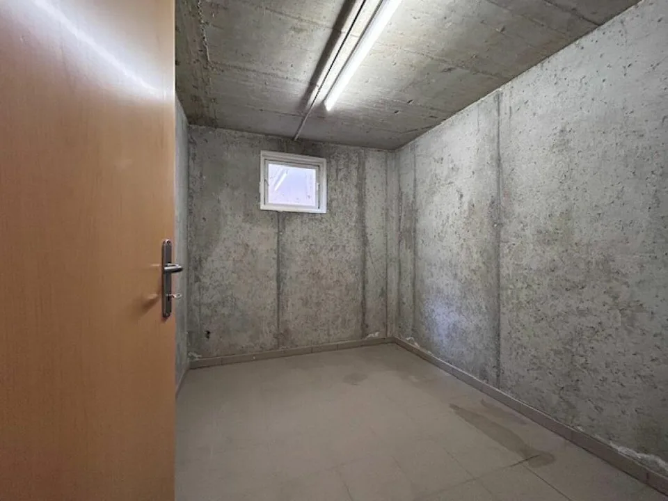 BELLISSIMA CASA UNIFAMILIARE CON GIARDINO E 4 POSTI AUTO