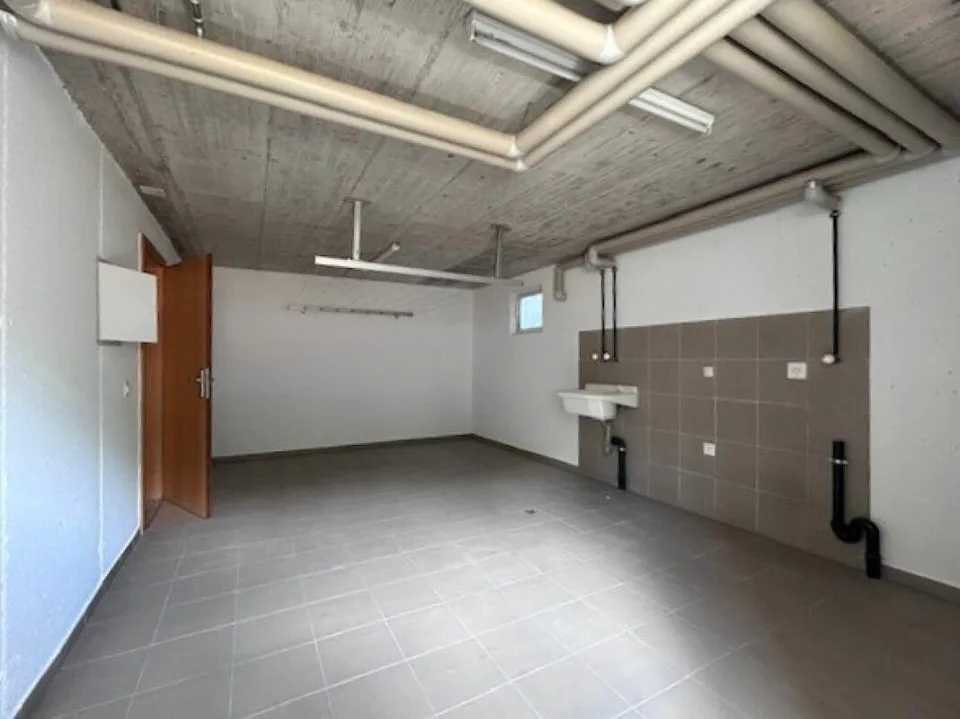 BELLISSIMA CASA UNIFAMILIARE CON GIARDINO E 4 POSTI AUTO