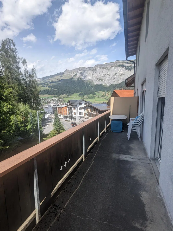 1.5 Zimmerwohnung mit grossem Balkon