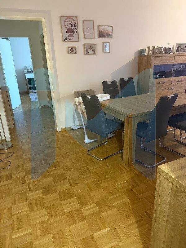 Appartement de 4 pièces au 3ème étage situé à Thônex 1226