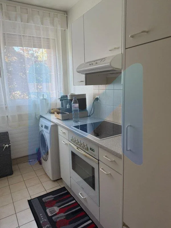 Appartement de 4 pièces au 3ème étage situé à Thônex 1226