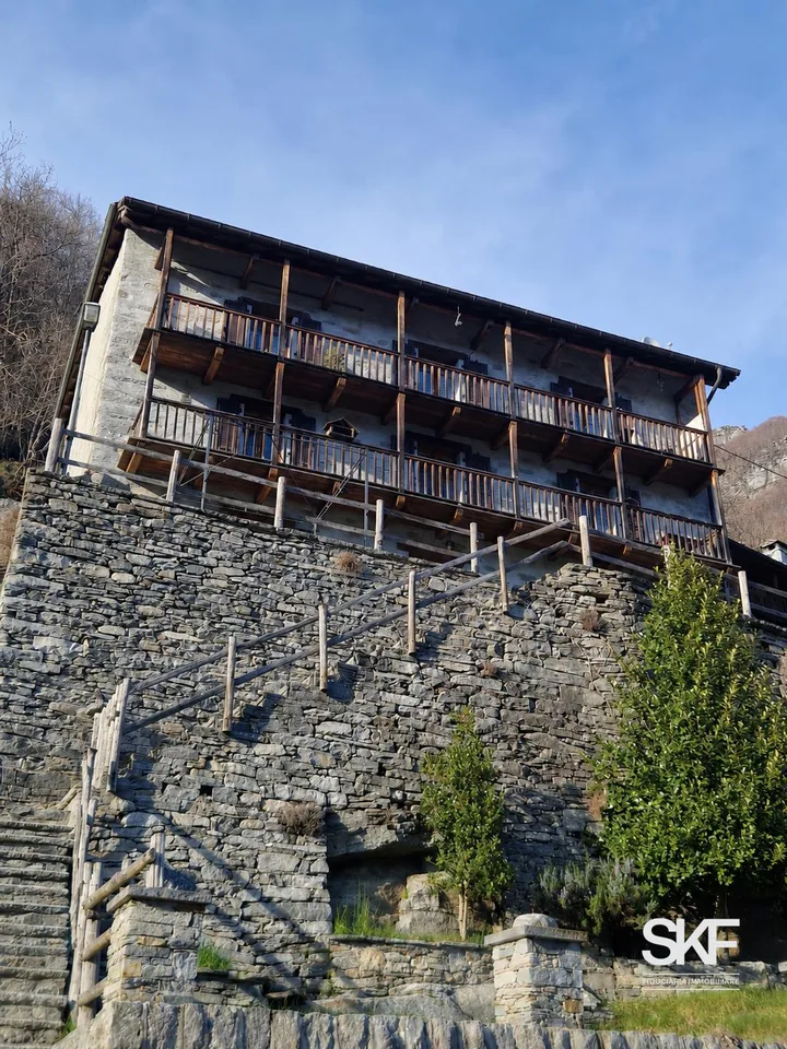 VOCAGLIA - VENDESI BELLISSIMO APPARTAMENTO RUSTICO – photo 12 sur 12