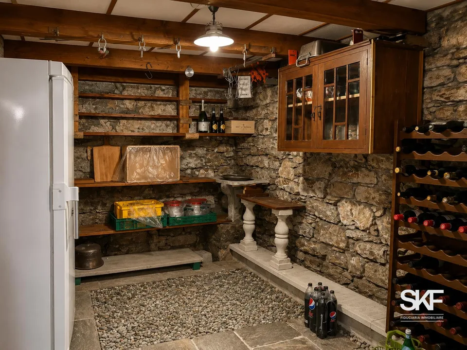 VOCAGLIA - VENDESI BELLISSIMO APPARTAMENTO RUSTICO – photo 9 sur 12