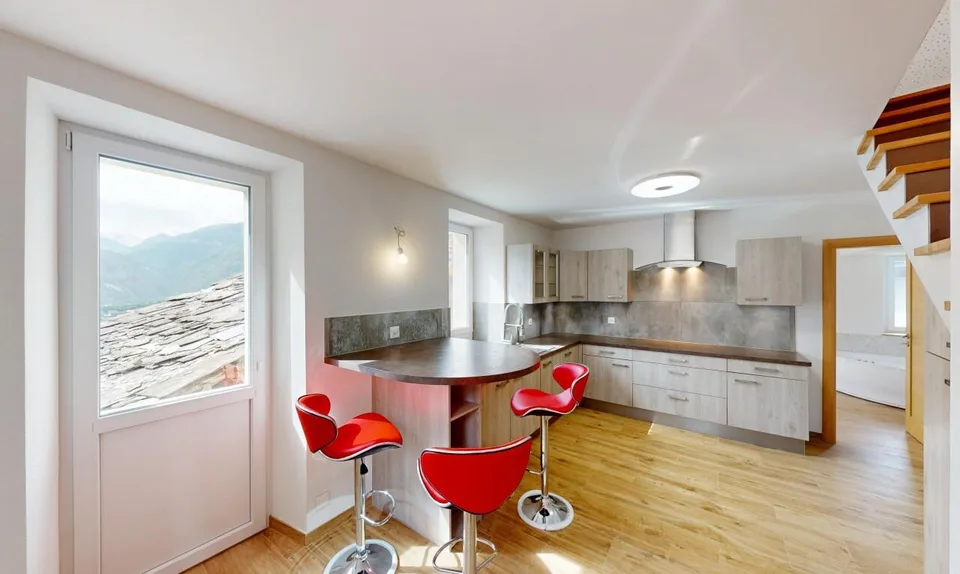 Magnifica casa di paese ristrutturata con fascino – Muraz / Sierre – foto 8 di 11