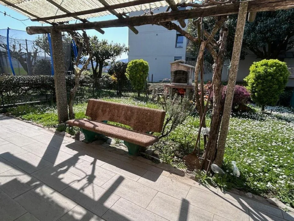CASA A SCHIERA 4 CAMERE - GIARDINO E TAVERNA – foto 27 di 30