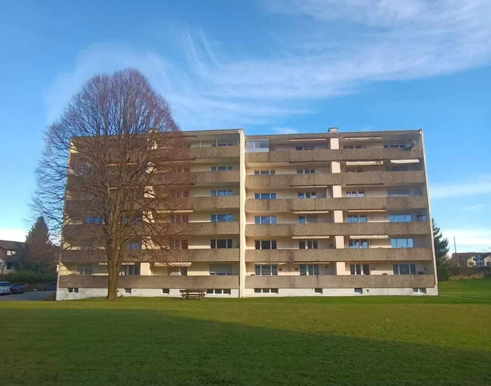 Gepflegte 4.5-Zimmer-Wohnung mit Balkon
